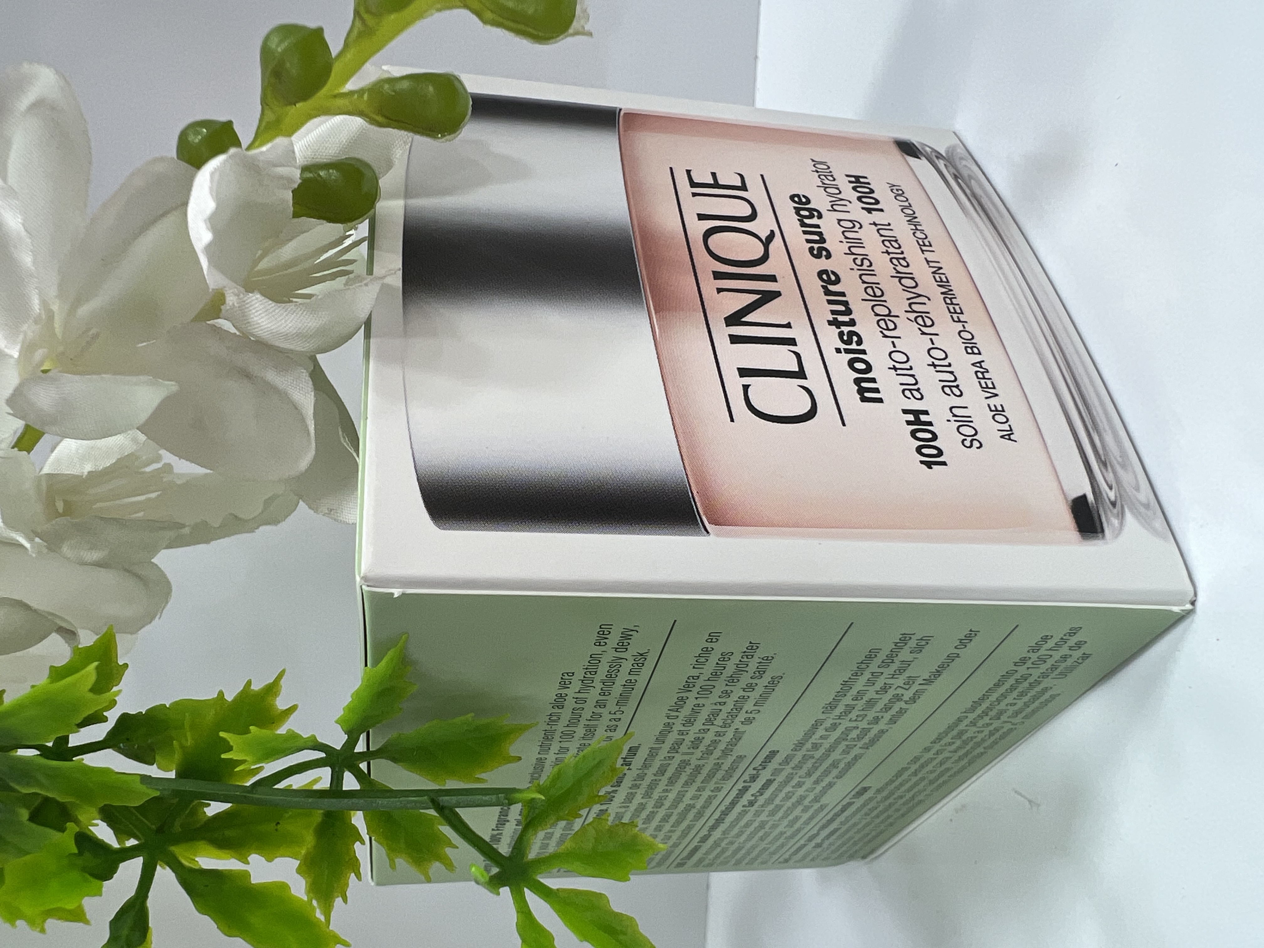 کرم آبرسان مویسچر 100 ساعته کلینیک