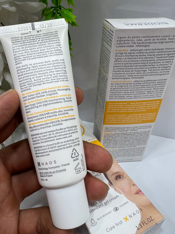 ضد آفتاب ضد لک بایودرما SPF50+
