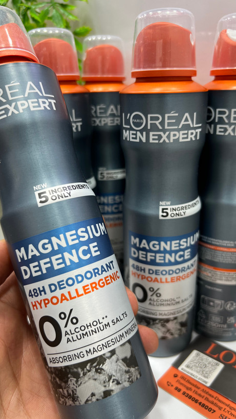 اسپری بدن مردانه لورآل خاکستری بدون الکل Magnesium Defence