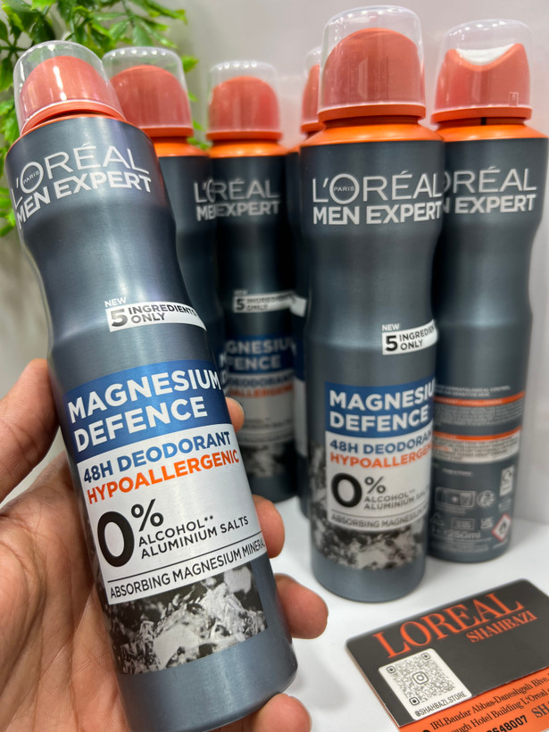 اسپری بدن مردانه لورآل خاکستری بدون الکل Magnesium Defence