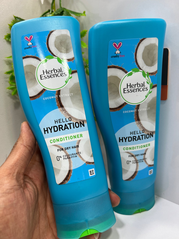 نرمکننده آبرسان و مغذی مو هربال اسنسز مدل Hello Hydration با عصاره نارگیل | مناسب موهای خشک | 400 میلیلیتر