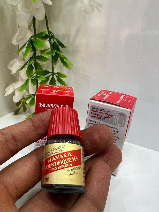 محلول استحکام بخش ناخن ماوالا