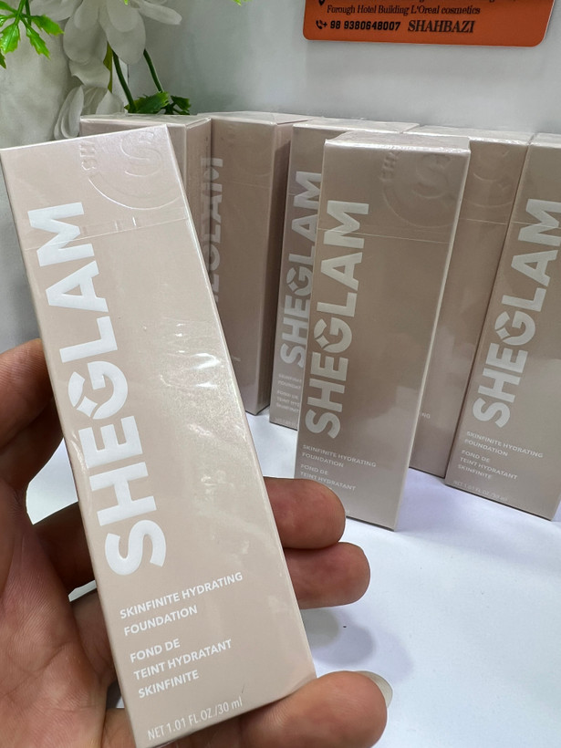 کرم پودر آبرسان شیگلم Skinfinite Hydrating Foundation