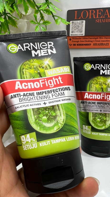 فوم شستشوی ضد جوش و روشن کننده گارنیر من مدل AcnoFight Wasabi Brightening