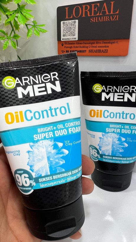 فوم شستشوی صورت گارنیر من مدل Bright + Oil Control Super Duo Foam حجم 100 میلیلیتر