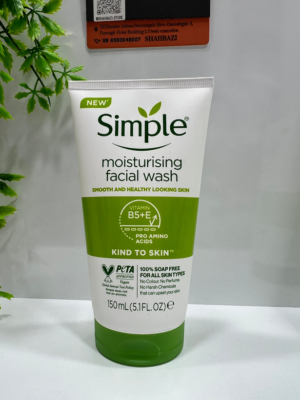 ژل شستشوی صورت سیمپل مدل Moisturising Facial Wash حجم 150 میلی لیتر