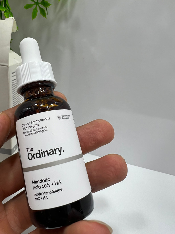 سرم ماندلیک اسید 10% اوردینری 30 میل | لایه بردار ملایم، ضد لک و روشن کننده پوست