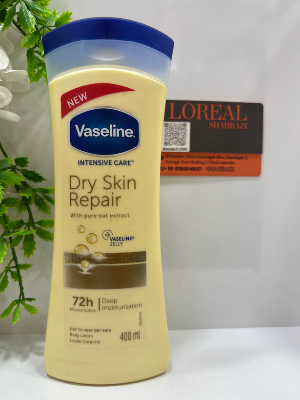 Vaseline Body Lotion Repairs Dry Skin with Oat Extract 400 ml