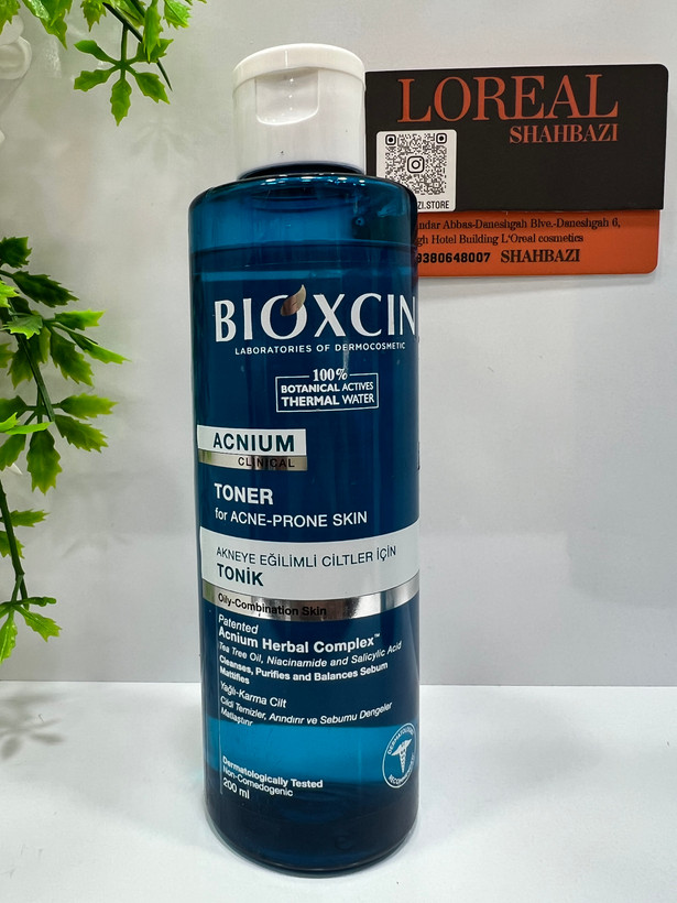 تونر ضد جوش و کنترل چربی بایوکسین Acnium Clinical مناسب پوست چرب و مختلط ۲۰۰ میلیلیتر